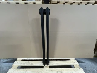 Litinový radiátor Biaxo 4/900 článek 60 x 900/960 x 144mm, na zem/na zeď, černá struktura